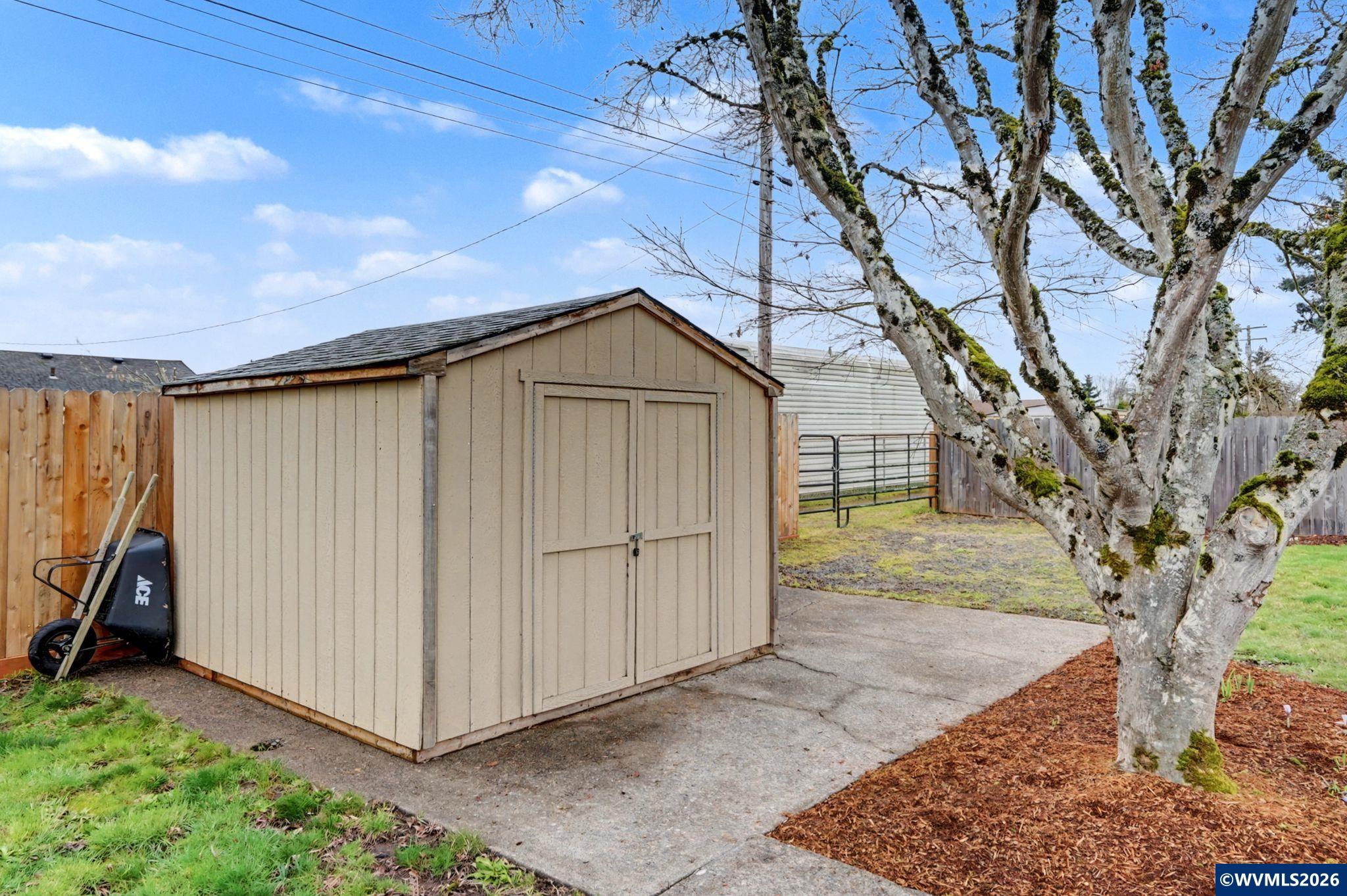 472 E Street Lebanon, OR 97355 - Photo 35 of 38 Gallery Image 35