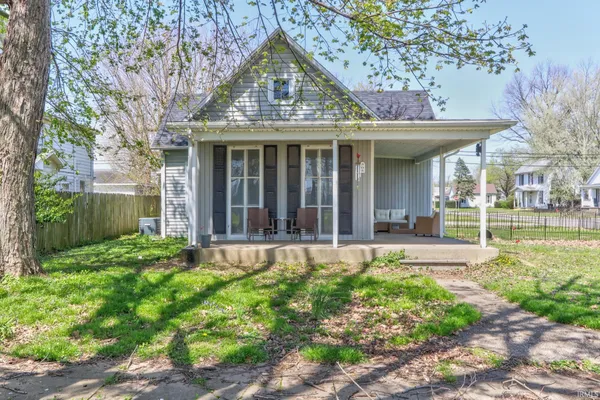 $155,000 | 505 West 2nd Street, Mount Vernon, IN 47620