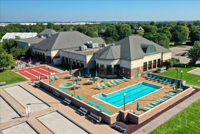 $215,000 | 21230 West Walnut Drive, Unit A, Plainfield, IL 60544