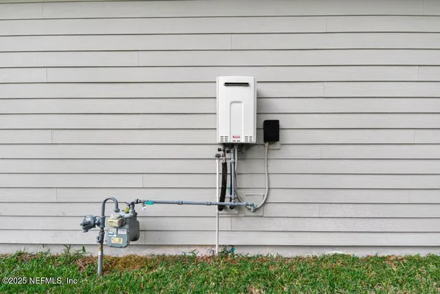 $445,000 | 411 Thistleton Way Street, St. Augustine, FL 32092