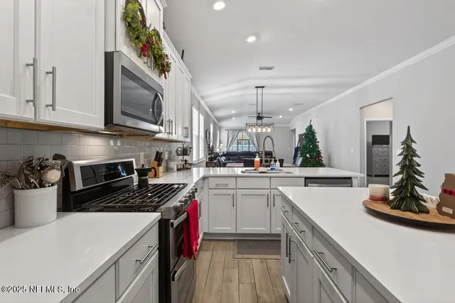 $445,000 | 411 Thistleton Way Street, St. Augustine, FL 32092