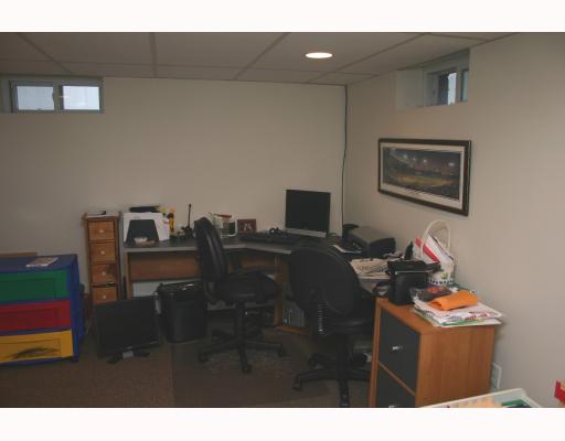 65 Bryant Road Cranston, RI 02910 - Photo 11 of 11 Computer Room. Office area.
