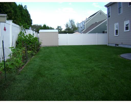 65 Bryant Road Cranston, RI 02910 - Photo 3 of 11 Yard/Garden.