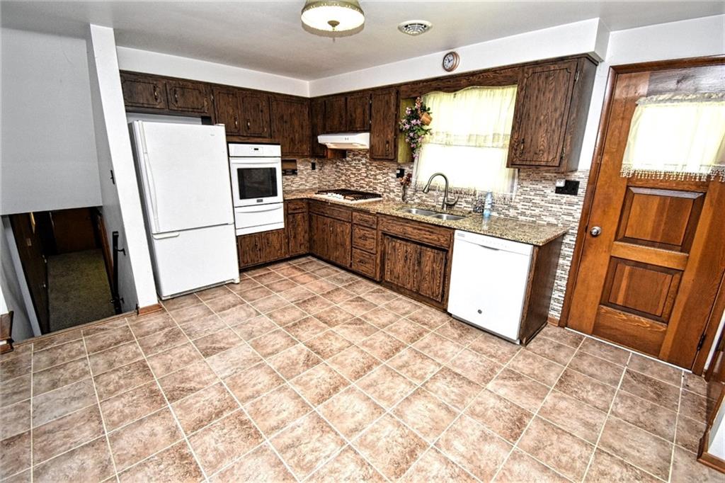 94 Conklin Road Washington, PA 15301 - Photo 10 of 32 Gallery Image 10