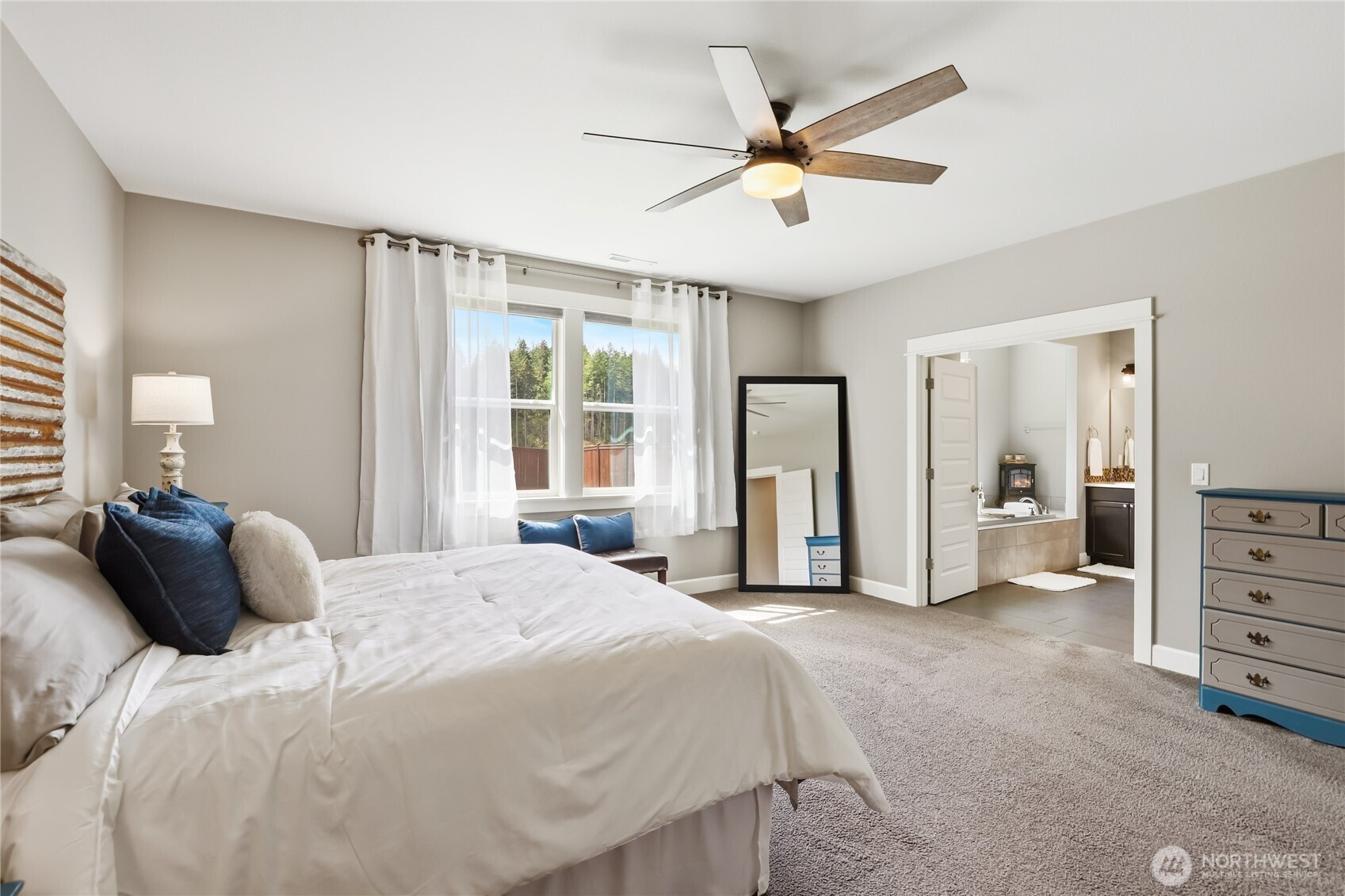 4890 Castleton Road Southwest Port Orchard, WA 98367 - Photo 17 of 40