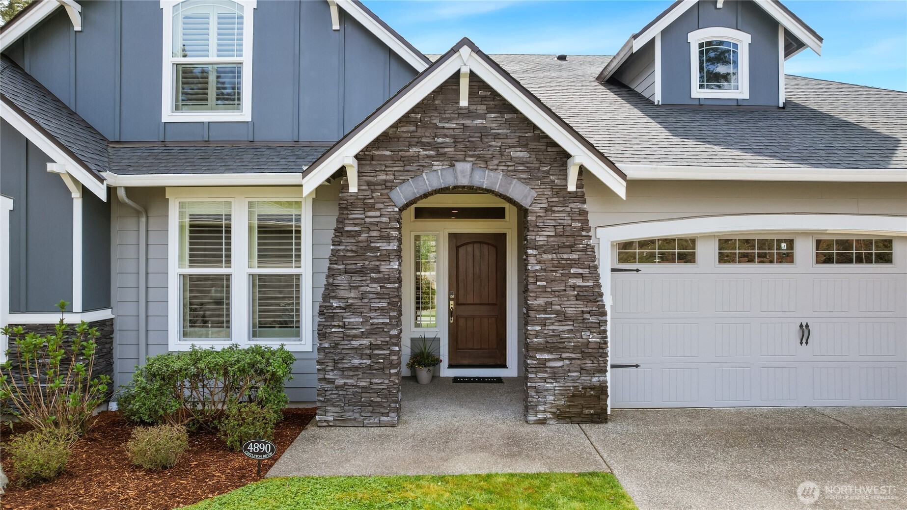 4890 Castleton Road Southwest Port Orchard, WA 98367 - Photo 2 of 40