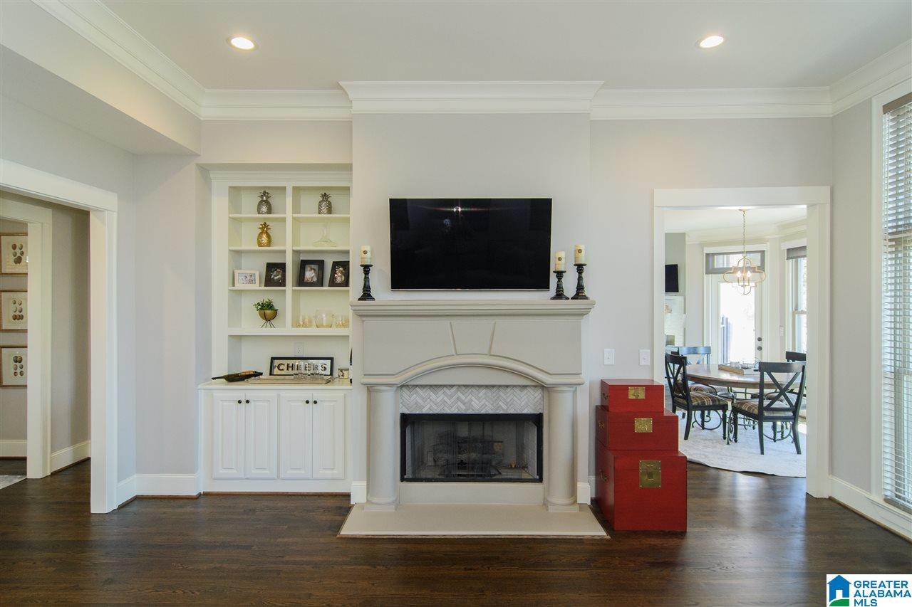 2014 Springhill Court Birmingham, AL 35242 - Photo 9 of 50