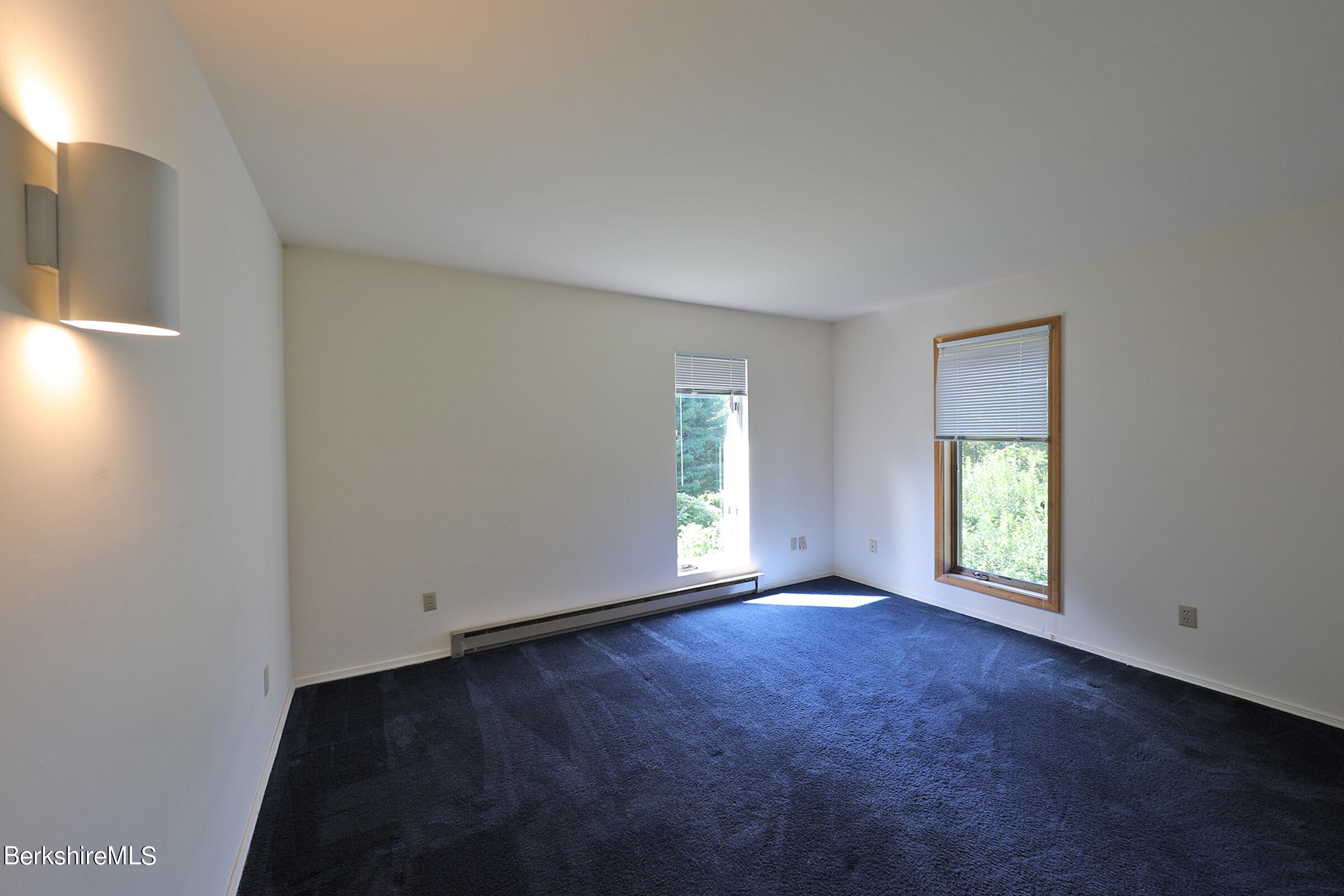 4 Hill Road Stockbridge, MA 01266 - Photo 23 of 41 an empty room with windows
