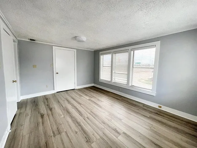 $995 | 5637 Birchman Avenue, Unit B, Fort Worth, TX 76107