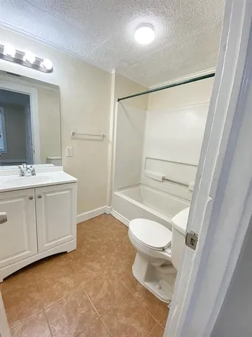 $995 | 5637 Birchman Avenue, Unit B, Fort Worth, TX 76107