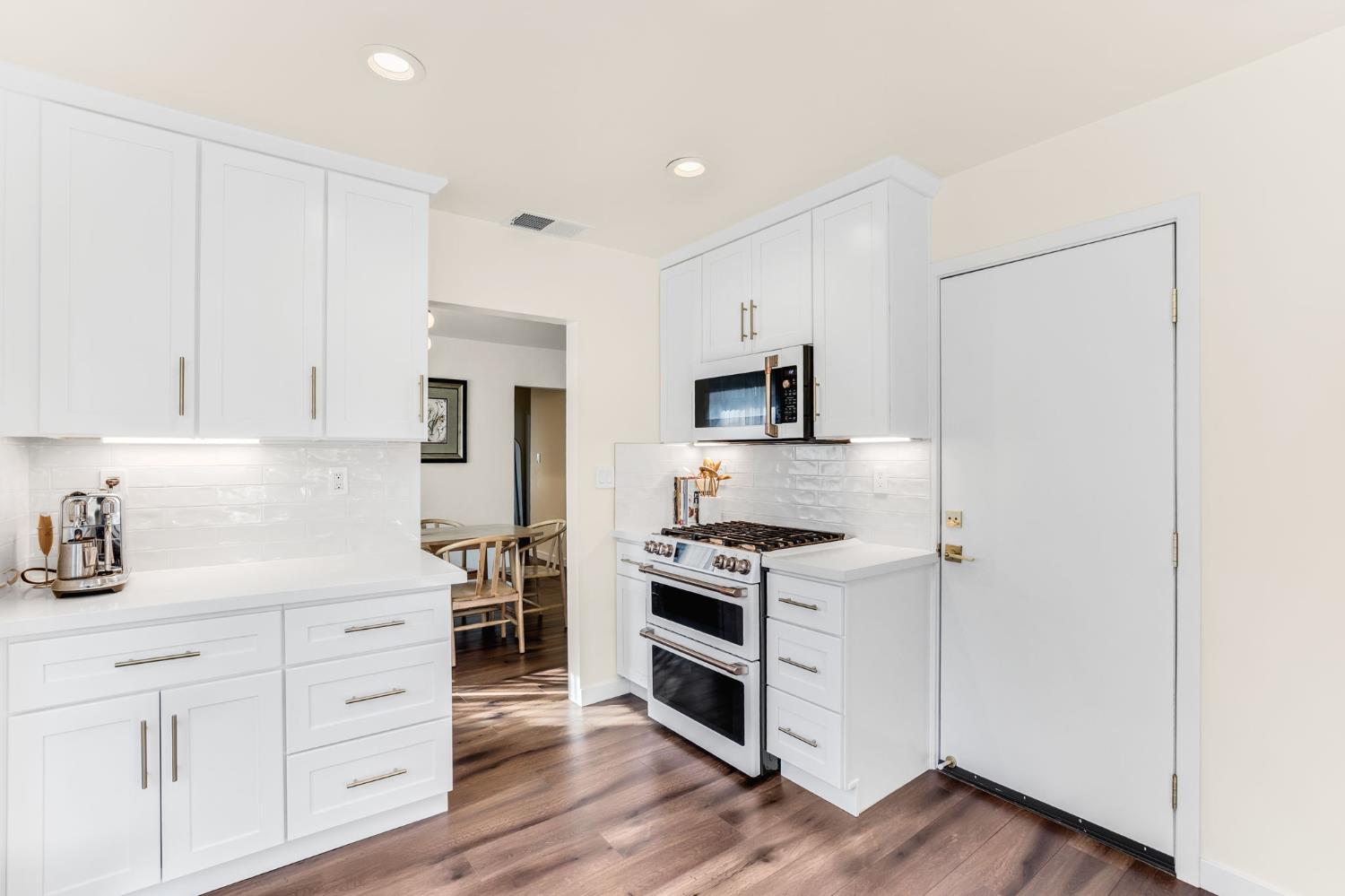 704 6th Street Davis, CA 95616 - Photo 5 of 22