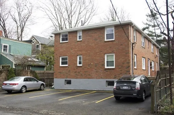 $3,500 | 8 Kenwood Street, Unit 2, Cambridge, MA 02139
