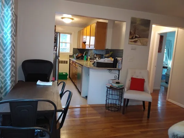 $3,500 | 8 Kenwood Street, Unit 2, Cambridge, MA 02139