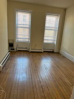 $2,150 | 925 Park Avenue, Unit 2R, Hoboken, NJ 07030