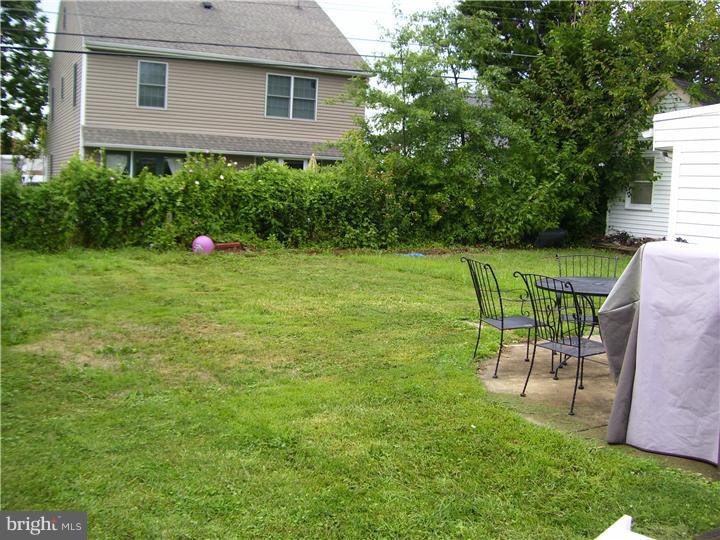 9222 Andover Road Philadelphia, PA 19114 - Photo 6 of 19 Exterior