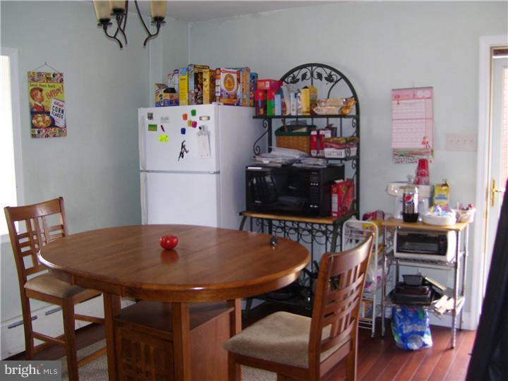9222 Andover Road Philadelphia, PA 19114 - Photo 10 of 19 Kitchen