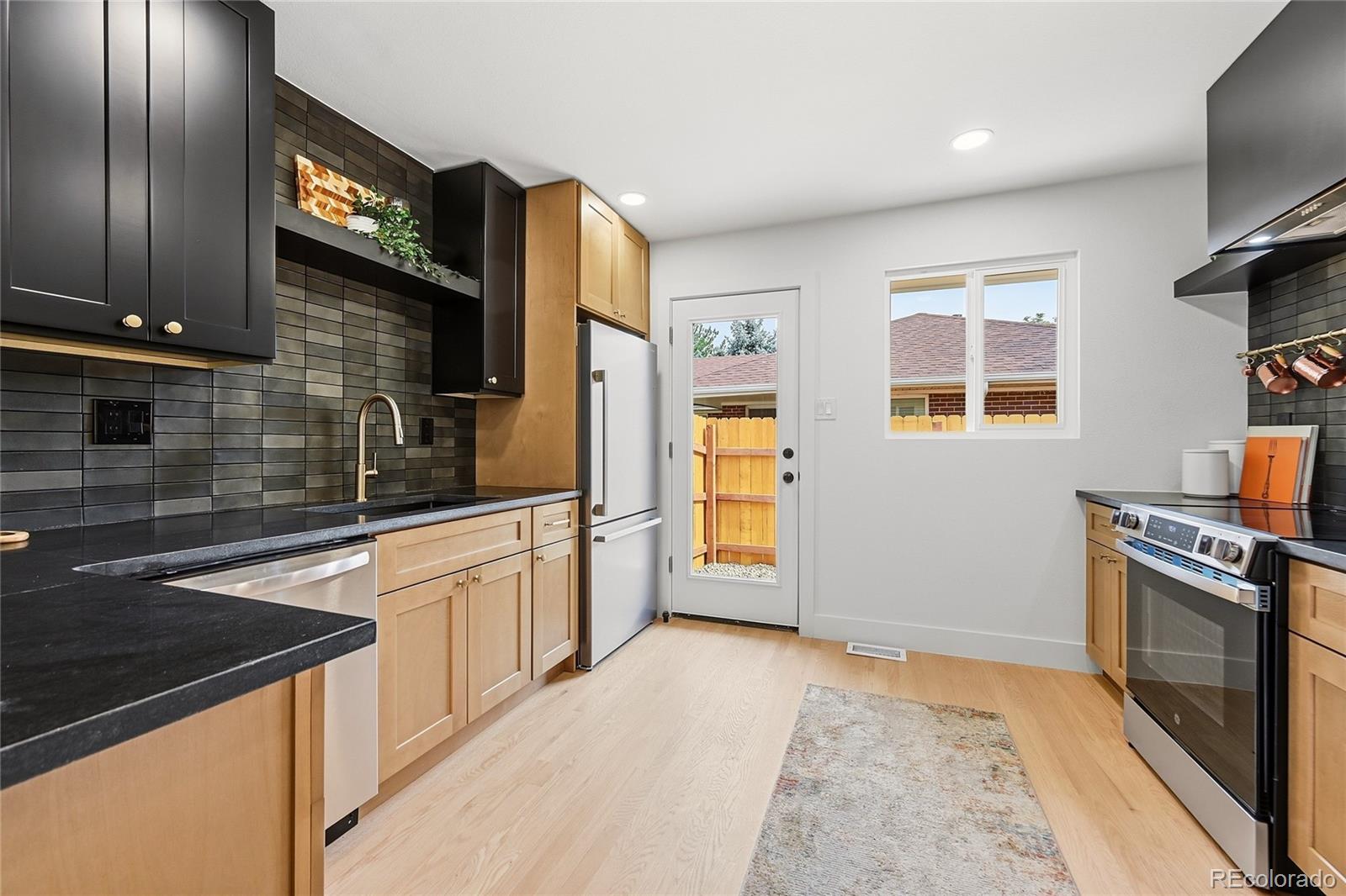 3660 Grape Street Denver, CO 80207 - Photo 4 of 19