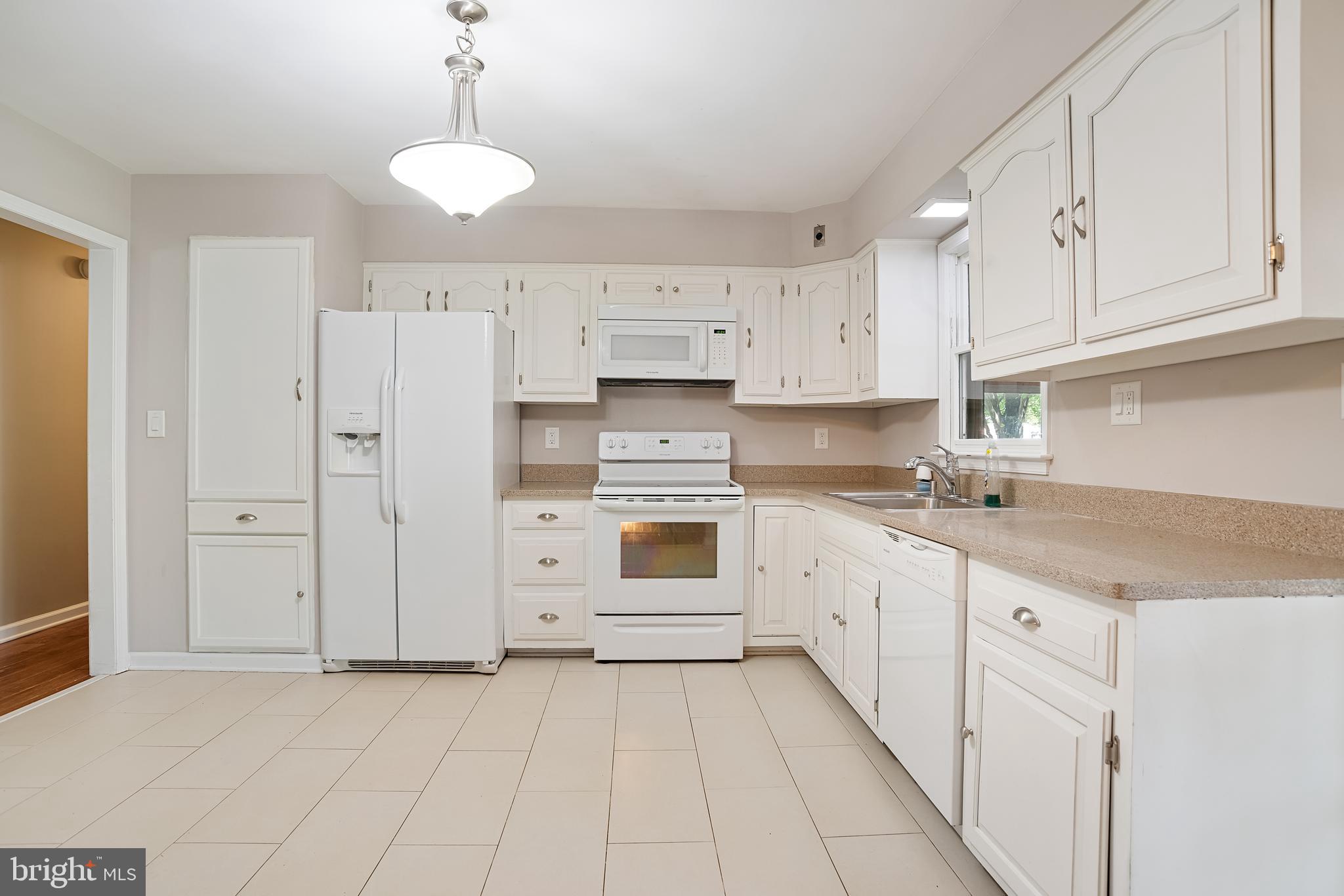 802 Elmhurst Road Severn, MD 21144 - Photo 13 of 33