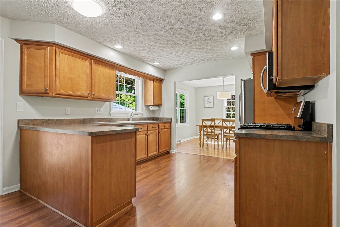 236 Wyndale Road Irondequoit, NY 14617 - Photo 7 of 26
