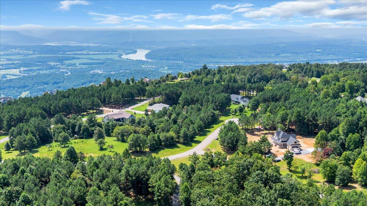 201 Pioneer Road, Unit 216 Jasper, TN 37347 - Photo 13 of 23 07-DJI_0043