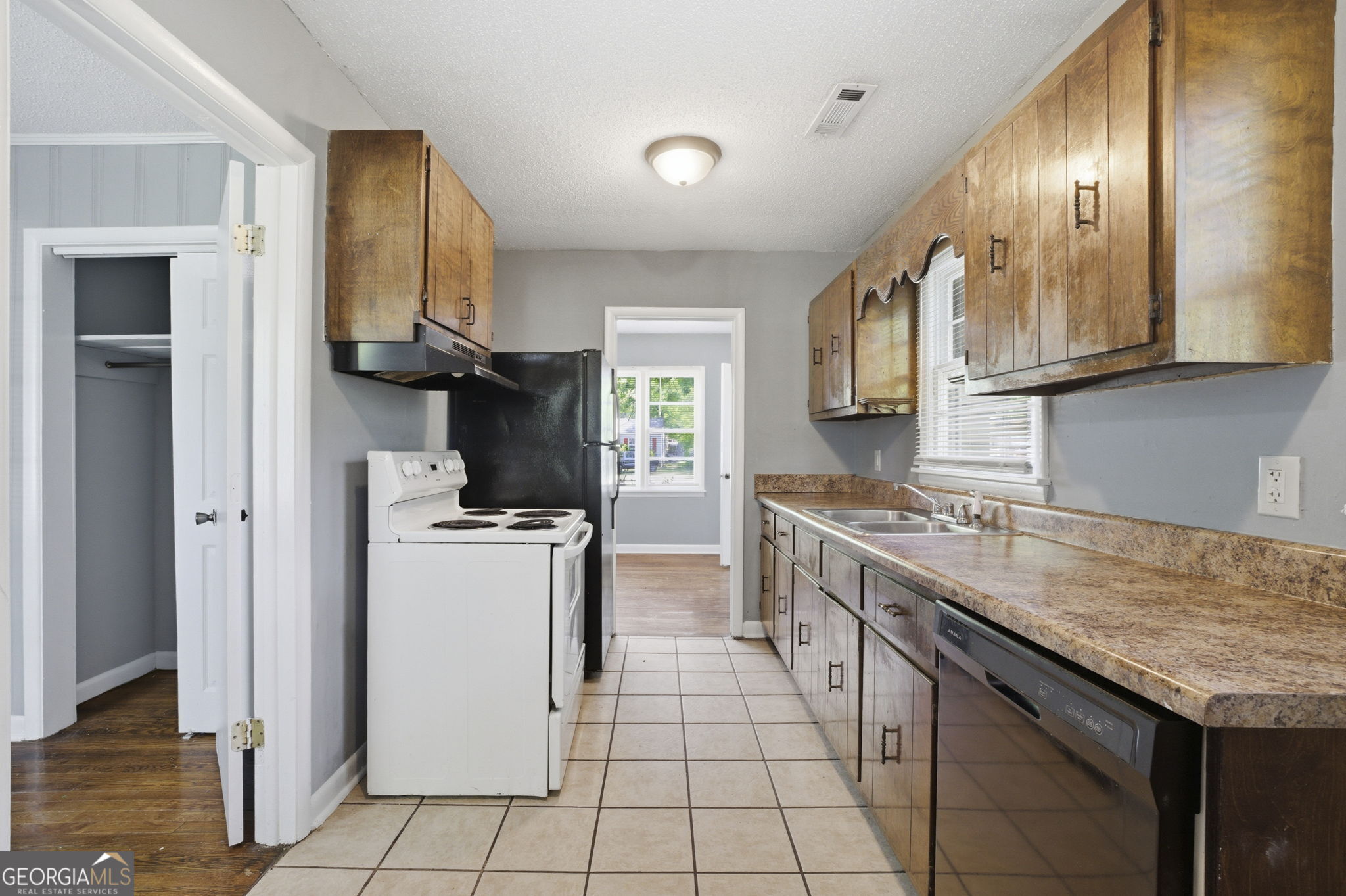 119 Plymouth Road Northwest Rome, GA 30165 - Photo 6 of 29