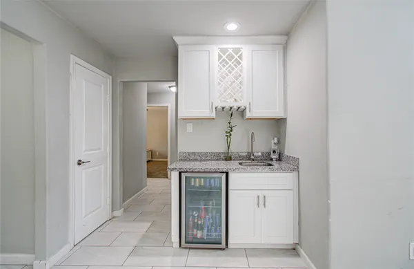 $330,000 | 2507 Encreek Road, Houston, TX 77068