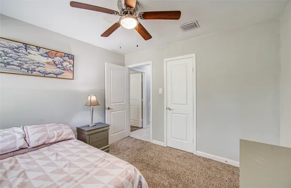 $330,000 | 2507 Encreek Road, Houston, TX 77068