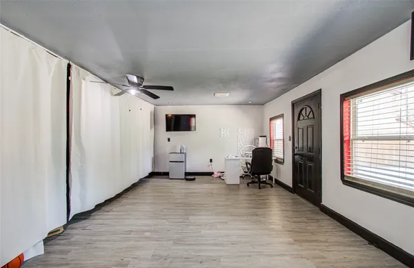 $330,000 | 2507 Encreek Road, Houston, TX 77068