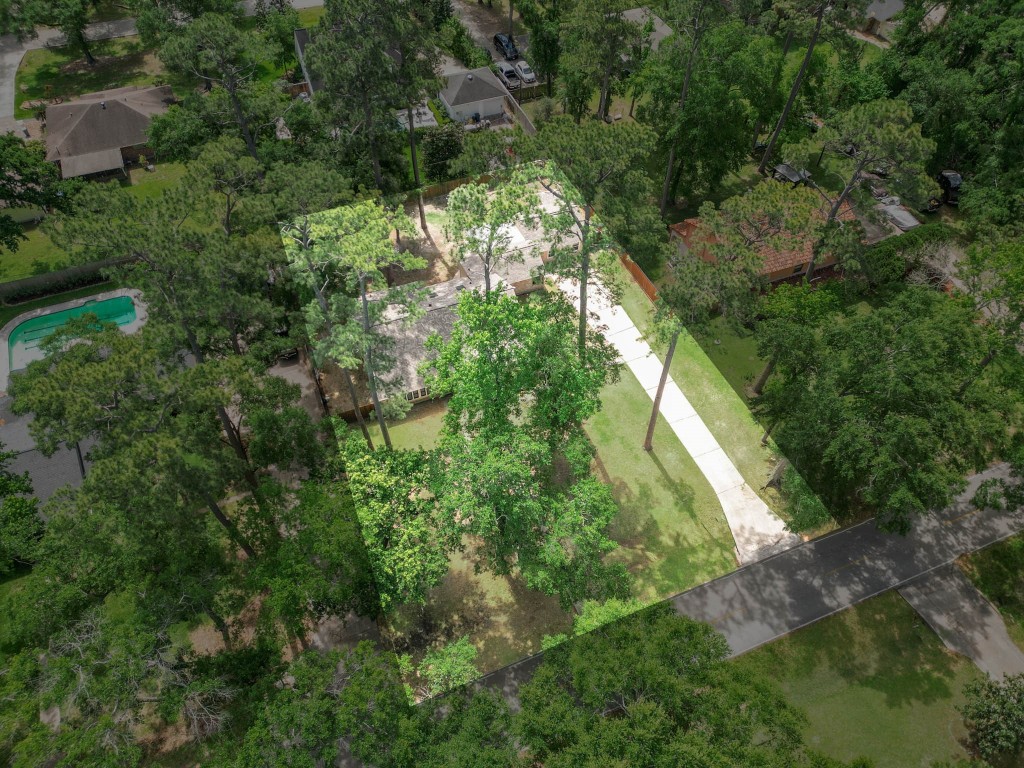 2507 Encreek Road Houston, TX 77068 - Photo 46 of 47 an aerial view of residential house with outdoor space and trees all around