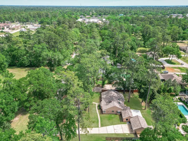 $330,000 | 2507 Encreek Road, Houston, TX 77068