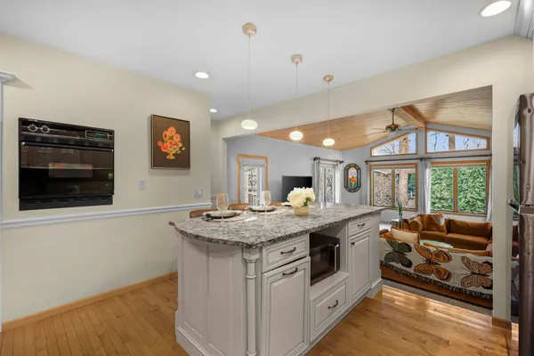 $479,900 | 5111 Arrowhead Drive, Monona, WI 53716