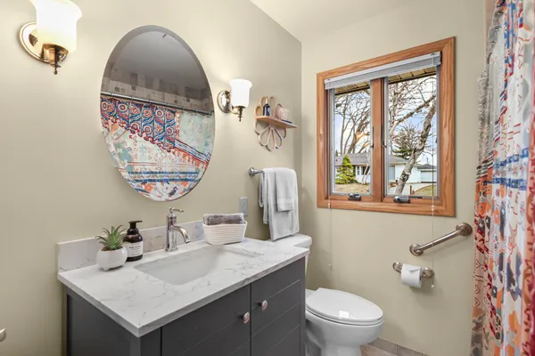 $479,900 | 5111 Arrowhead Drive, Monona, WI 53716