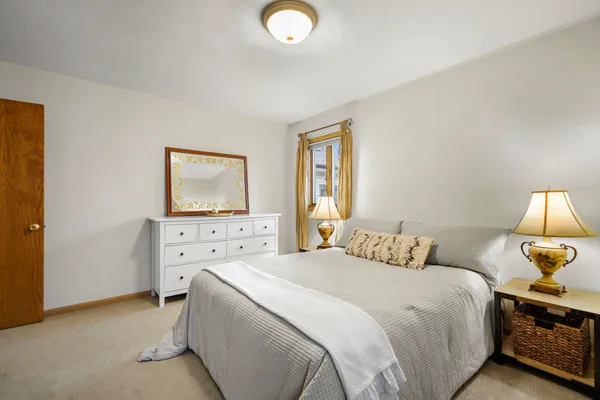 $479,900 | 5111 Arrowhead Drive, Monona, WI 53716