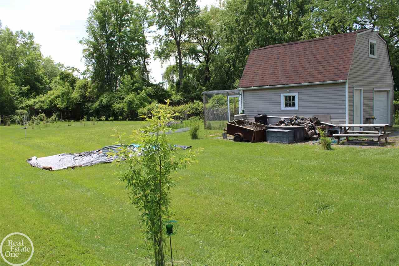 19580 Faulman Road Clinton Township, MI 48035 - Photo 21 of 24 50043057-20.JPG