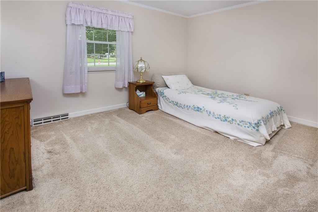 509 Holiday Road Gastonia, NC 28054 - Photo 15 of 19 Gallery Image 15