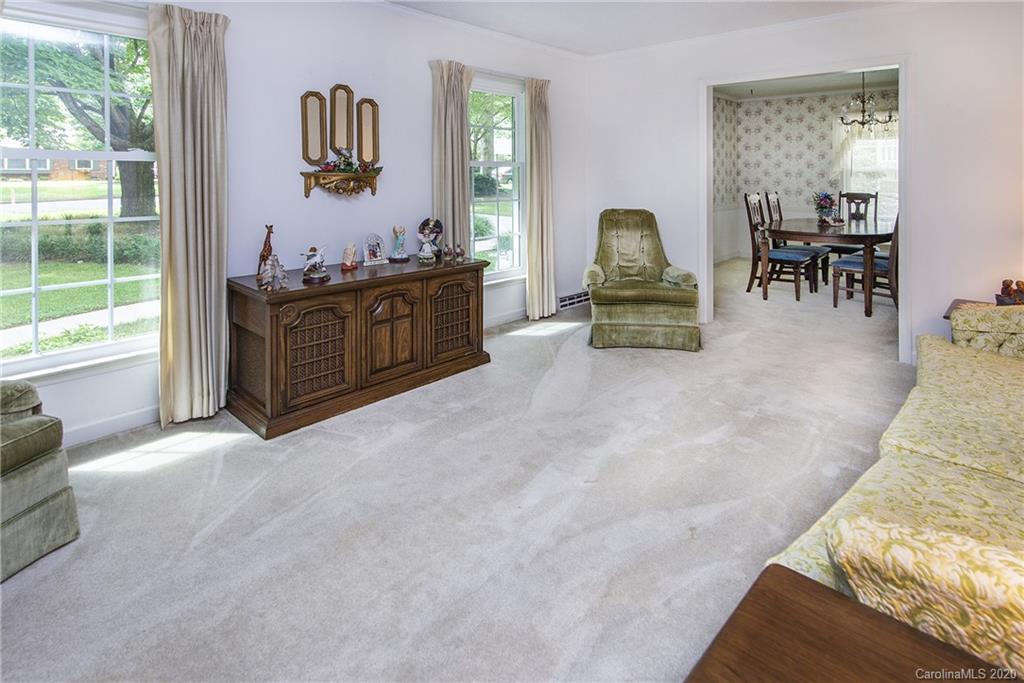 509 Holiday Road Gastonia, NC 28054 - Photo 5 of 19 Gallery Image 5