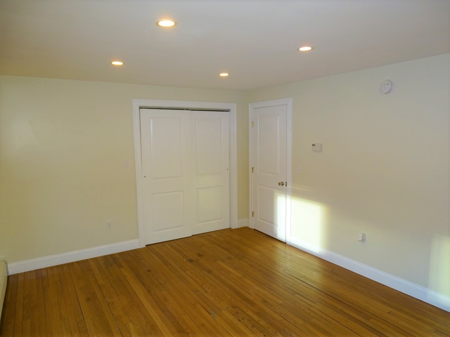 29 New Rochester Road Dover, NH 03820 - Photo 13 of 34 Gallery Image 13