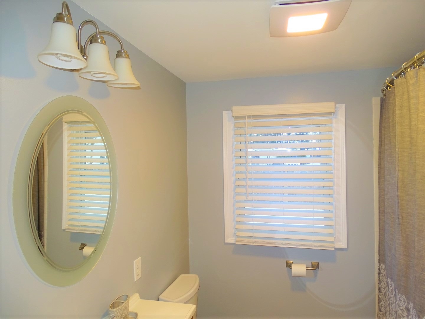 29 New Rochester Road Dover, NH 03820 - Photo 16 of 34 Gallery Image 16