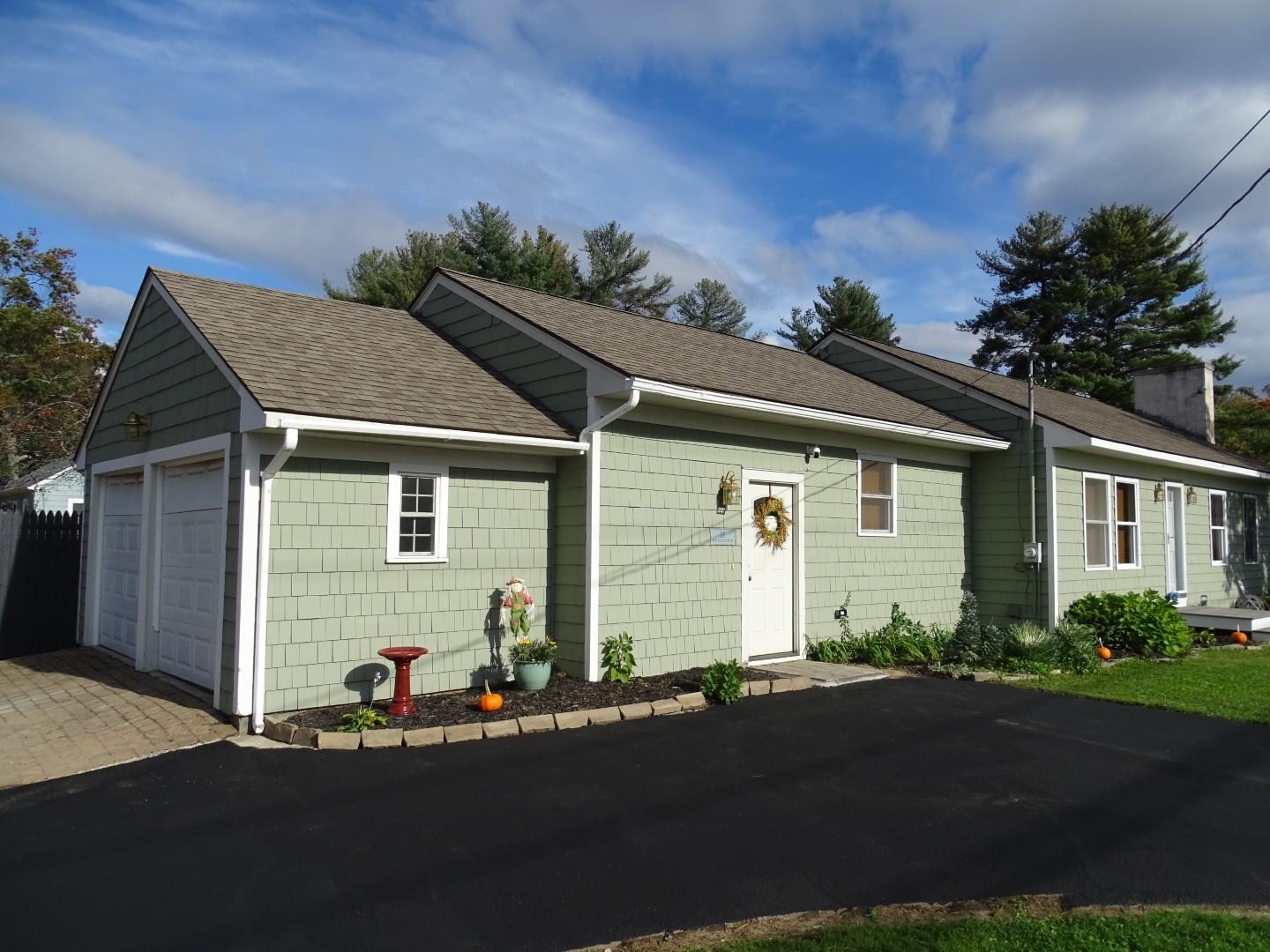 29 New Rochester Road Dover, NH 03820 - Photo 3 of 34 Gallery Image 3