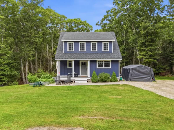 $680,000 | 45 Charles Hill Road, Kittery, ME 03905