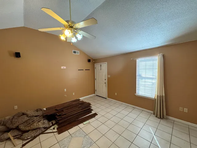 $219,900 | 6912 Pleasantwood Road, Memphis, TN 38141