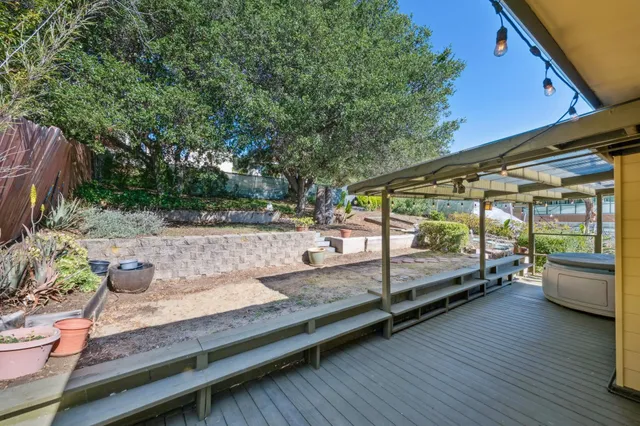 a room with lots of table and chairs