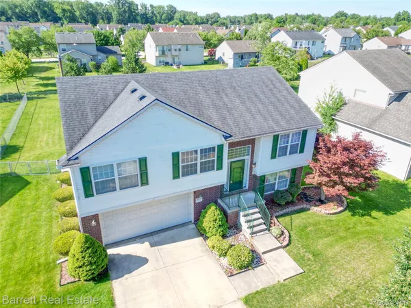 $314,900 | 39119 Clocktower Drive, Romulus, MI 48174