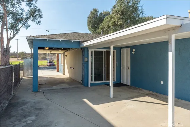 $1,220,000 | 18406 Kingsdale Avenue, Redondo Beach, CA 90278