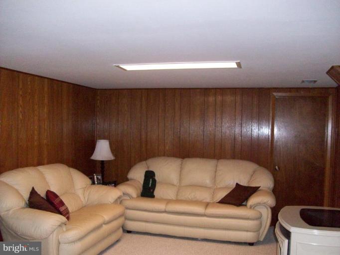 116 Nicodemus Road Reisterstown, MD 21136 - Photo 15 of 25 Family Room