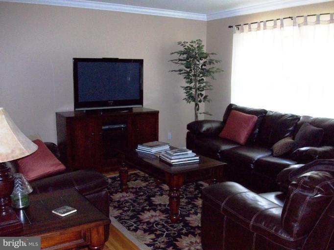 116 Nicodemus Road Reisterstown, MD 21136 - Photo 8 of 25 Living Room #2