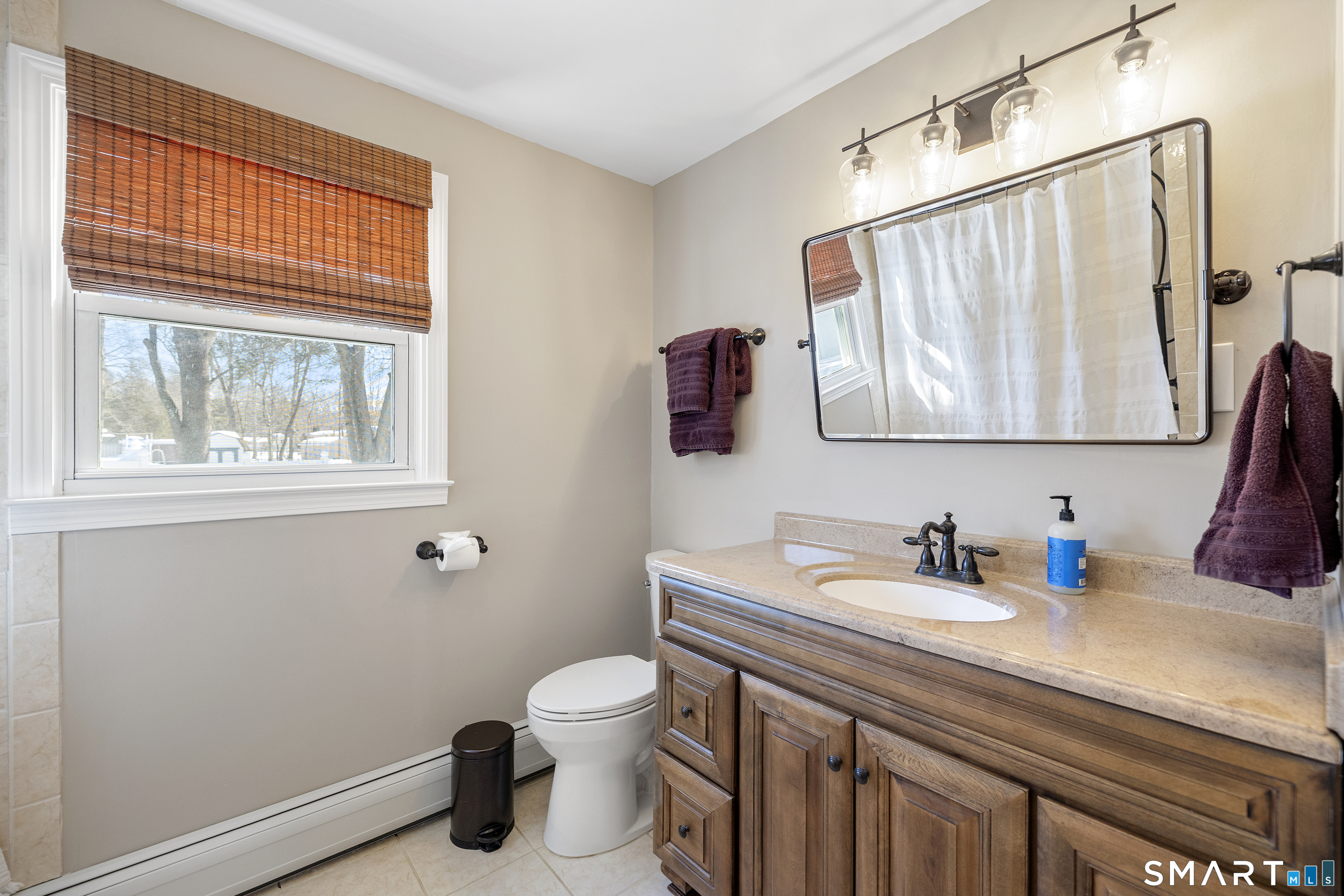 31 Edgewood Circle Southington, CT 06489 - Photo 13 of 26