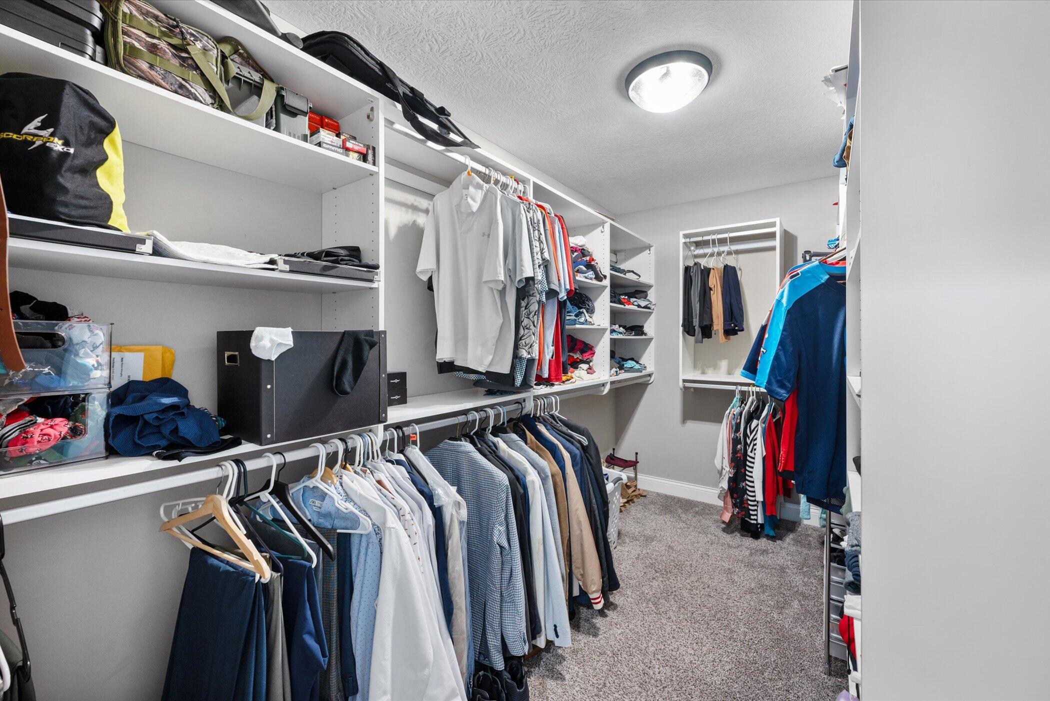 706 Bigham Ridge Boulevard Westerville, OH 43081 - Photo 35 of 62 Large closet with great organization!