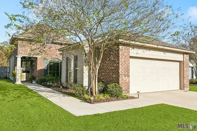 $278,500 | 1160 Madrid Avenue, St. Gabriel, LA 70776