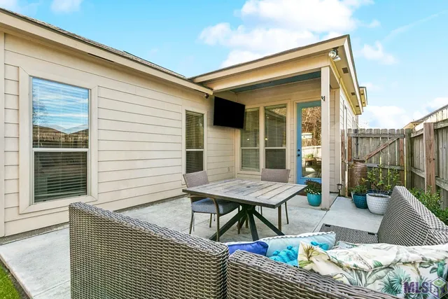 $278,500 | 1160 Madrid Avenue, St. Gabriel, LA 70776